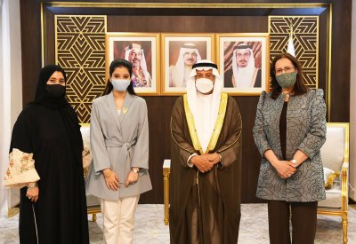 الصالح: حصد أبناء البحرين للمناصب القيادية العربية يؤكد نجاح الإستراتيجيات الوطنية للنهوض بالشباب والناشئة