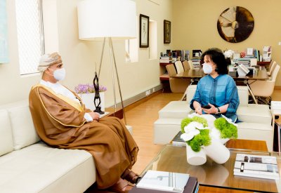 معالي الشيخة مي آل خليفة تستقبل السفير العماني لدى المملكة