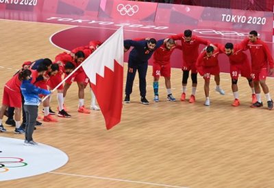 "أحمر اليد" يخسر أمام فرنسا.. كفيتوا ووفيتوا