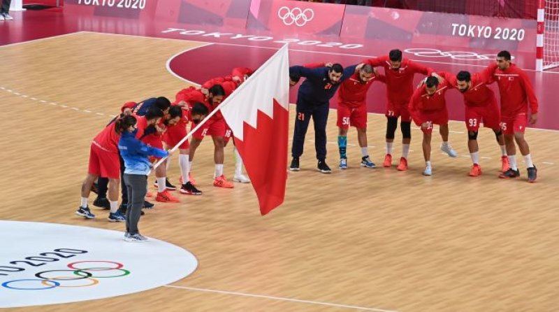 "أحمر اليد" يخسر أمام فرنسا.. كفيتوا ووفيتوا