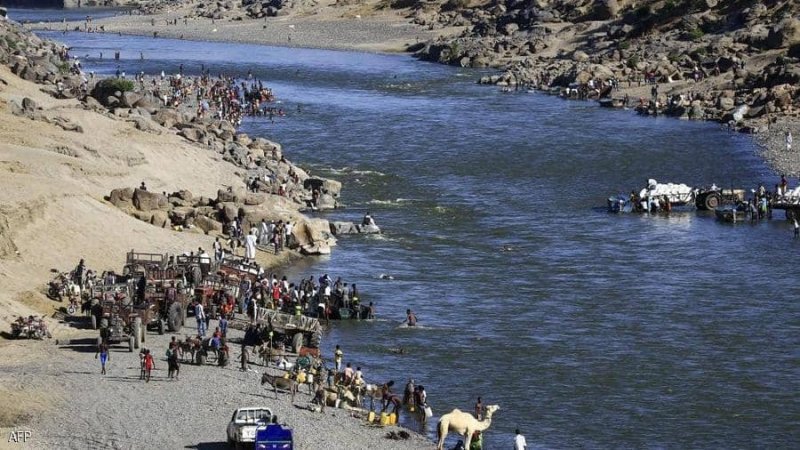 مصابة ومقيدة الأيدي.. جثث تطفو على نهر بين السودان وإثيوبيا