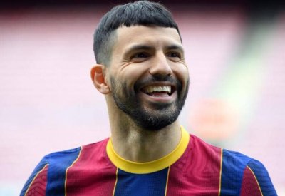 أغويرو ينفق 500 ألف يورو عقب وصوله برشلونة.. ماذا اشترى؟