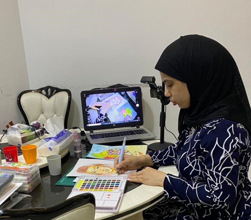 طالبات يكشفن عن طاقات إبداعية في البرمجة والتصميم الرقمي