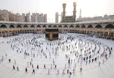 السعودية.. الإعلان عن موعد بدء استقبال طلبات العمرة