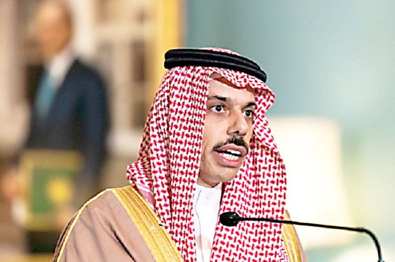 السعودية تدعم جهود إنهاء معاناة اليمنيين