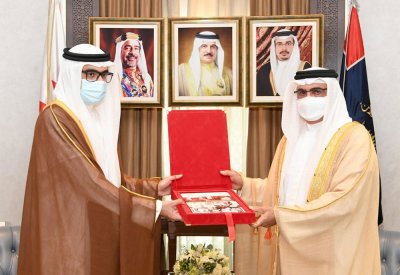 وزير الداخلية يستقبل سمو محافظ الجنوبية ويتسلم تقريرا بالمشاريع التي نفذتها المحافظة خلال 2020