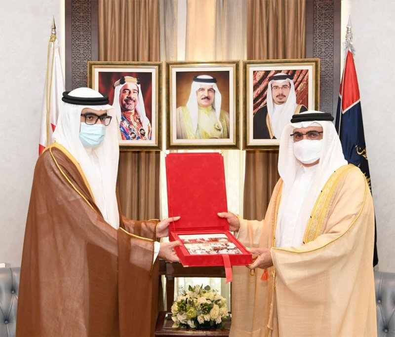وزير الداخلية يستقبل سمو محافظ الجنوبية ويتسلم تقريرا بالمشاريع التي نفذتها المحافظة خلال 2020