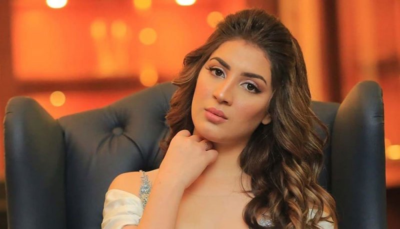 النجمة سهيلة بن لشهب في كواليس كليبها الجديد