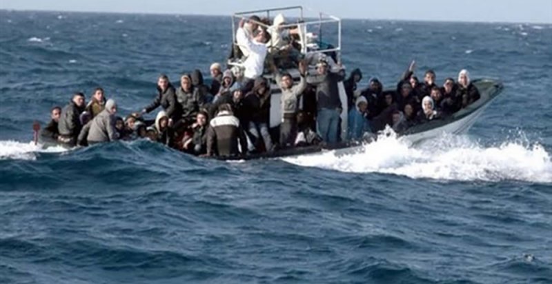 خفر السواحل الليبي ينقذ 823 مهاجرا غير شرعي
