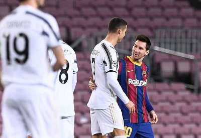 ميسي ورونالدو يغيبان عن قائمة جوائز دوري أبطال أوروبا