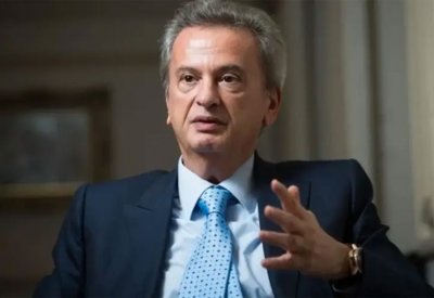 حاكم مصرف لبنان يعترف متأخرًا: غلطنا عندما صدقنا بحدوث إصلاحات