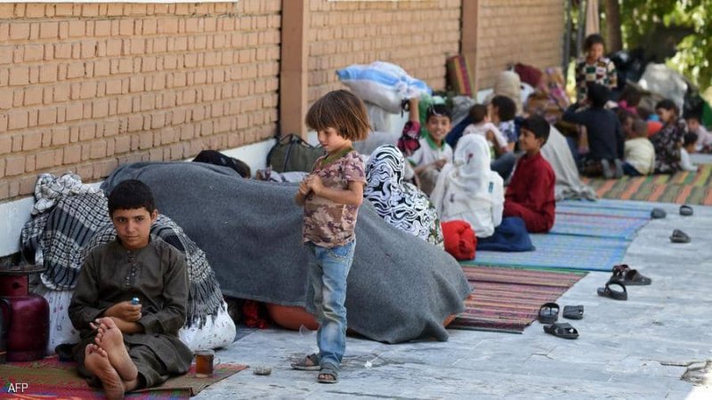أفغانستان.. نزوح عشرات الآلاف مع اقتراب طالبان من كابول
