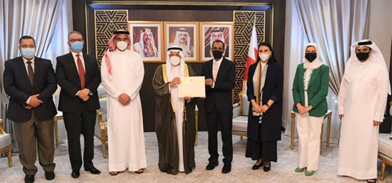 رئيس مجلس الشورى يستقبل المستشار العرادي