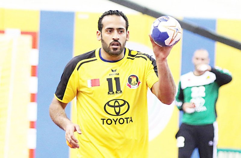 الأهلي يجدد للاعبي اليد صادق علي وحسين فخر