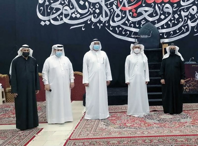 محافظ الشمالية يشيد بالتزام المآتم بتطبيق الإجراءات الاحترازية ويحث على الاستفادة من التقنية الحديثة لنقل مجالس العزاء