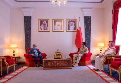 ناصر بن حمد يشيد بالعلاقات بين البحرين وبنغلاديش