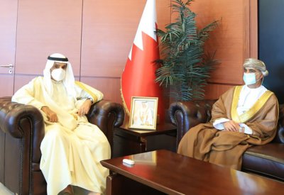 رئيس جهاز المساحة والتسجيل العقاري يؤكد عمق العلاقات الأخوية بين البحرين وعُمان
