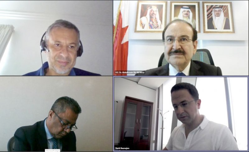 رئيس هيئة الطاقة يستعرض مع شركة إيطالية حلول الهيدروجين الأخضر