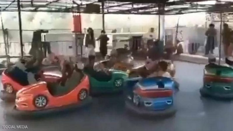 عناصر من طالبان داخل مدينة ملاهي.. وفيديو يرصد ما حدث
