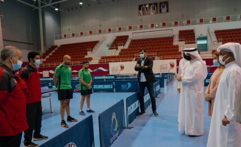 الرئيس التنفيذي للهيئة العامة للرياضة يزور تدريبات الأندية التي ستشارك في البطولة العربية لكرة الطاولة