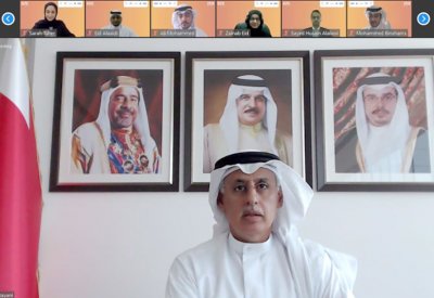 وزير الصناعة والتجارة والسياحة يلتقي الدفعة الثالثة من برنامج هايبو يوث للقيادات الشبابية
