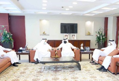 “البلاد” تزور غرفة التجارة... والشعلة: القطاع الاقتصادي محور رئيس بخطتنا العشرية