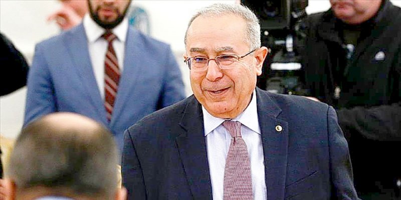 وزير خارجية الجزائر يزور تونس للمرة الثالثة