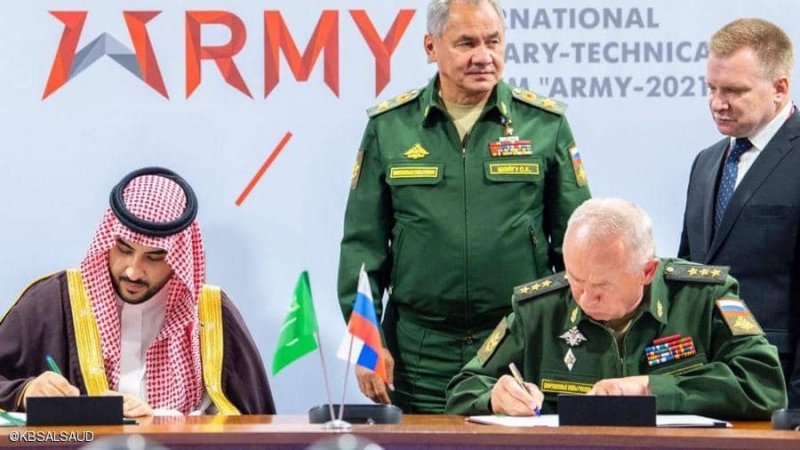 توقيع اتفاقية تعاون عسكري بين السعودية وروسيا