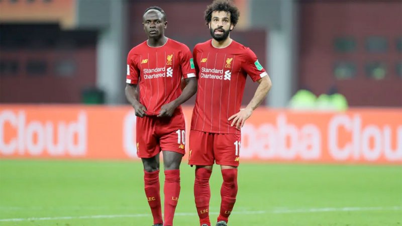 "كاف" يحث بريطانيا على منح إعفاءات للاعبين الأفارقة