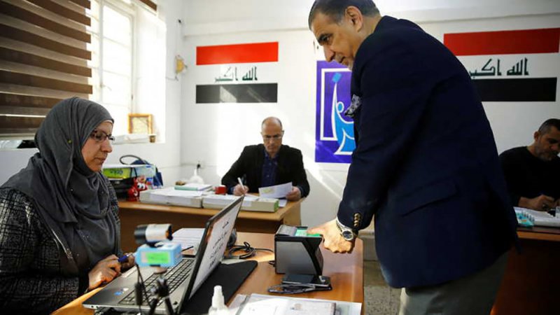 "سيدة الخضراء".. العراق يكشف مجموعة تحترف الابتزاز الإلكتروني