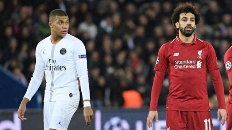 مهاجم ليفربول: يجب التخلص من صلاح للتعاقد مع مبابي
