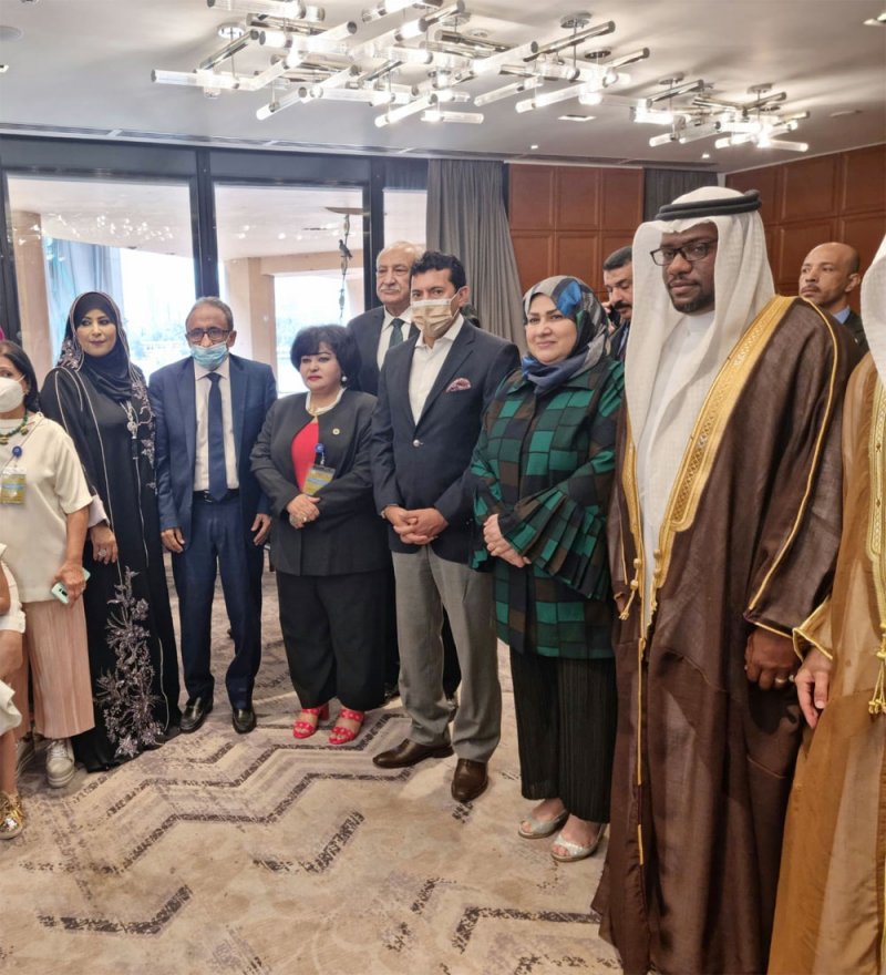 وزير الشباب والرياضة بجمهورية مصر العربية يهنأ الشباب البحريني الفائز بجائزة مجلس الشباب العربي