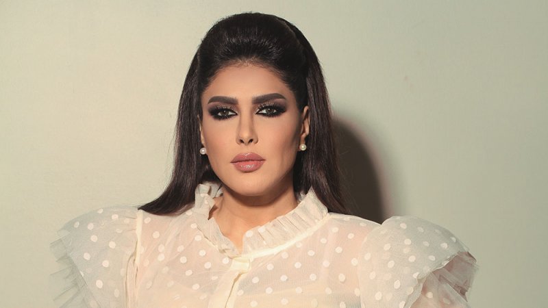 زهرة عرفات تُحدث ضجة بمنشورها الجديد