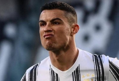 في سبيل العودة لليونايتد.. رونالدو ضحى بهذا المبلغ من راتبه