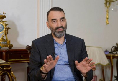 زعماء أفغان يسعون لتشكيل جبهة للتفاوض مع طالبان