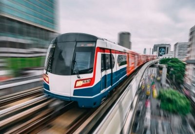 مصر تبدأ إنشاء أول قطار سريع بتكلفة 9 مليارات دولار