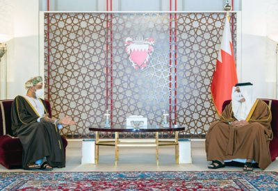 سمو ولي العهد رئيس مجلس الوزراء: مملكة البحرين مستمرة في تعزيز التعاون المثمر مع سلطنة عمان في مختلف المجالات