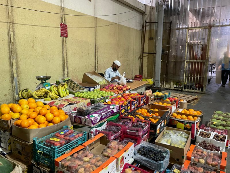 أسعار المواد الغذائية الأساسية "تشتعل"