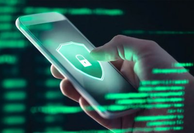 احذفها فورا من هاتفك.. "غوغل" تحظر 8 تطبيقات خطيرة
