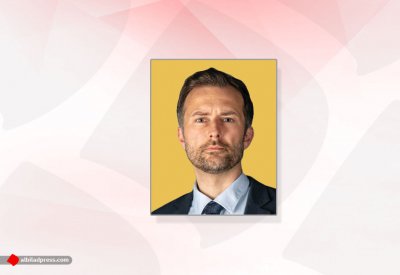 د. ستيفين لاورسين يلقي الضوء على آخر نتائج العمل في تلال عالي الملكية