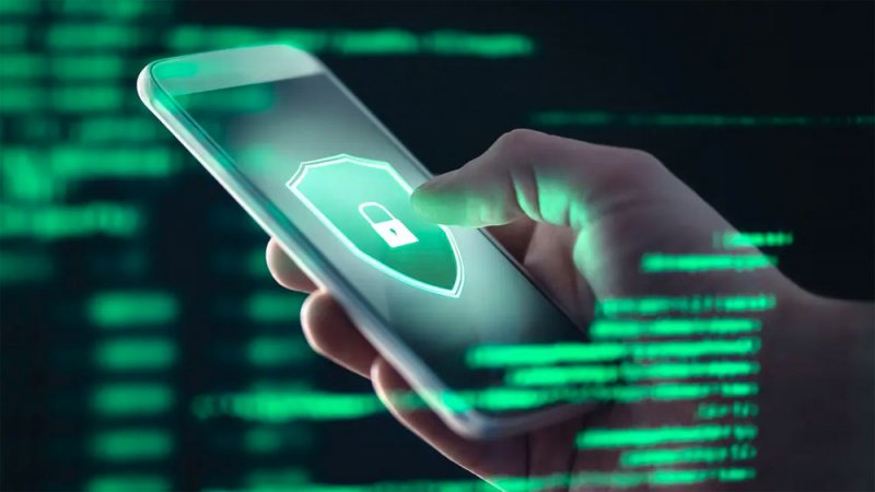 احذفها فورا من هاتفك.. "غوغل" تحظر 8 تطبيقات خطيرة