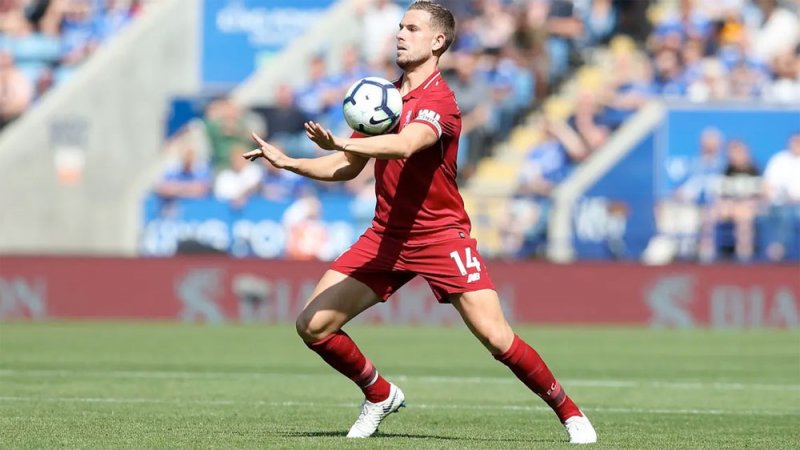 ليفربول يمدد عقد قائده هندرسون