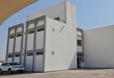 الوزير خلف: صيانة 40 مدرسة حكومية..  بكلفة تقدر بـ 8 مليون دينار