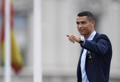 آخرهم رونالدو وراموس.. أين "تقطعت السبل" بنجوم ريال مدريد؟