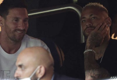 ميسي ونيمار وجها لوجه في قمة نارية