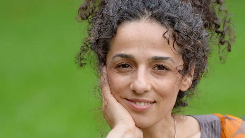 ناشطة إيرانية نجت من الخطف لواشنطن: أوقفوا مفاوضة طهران