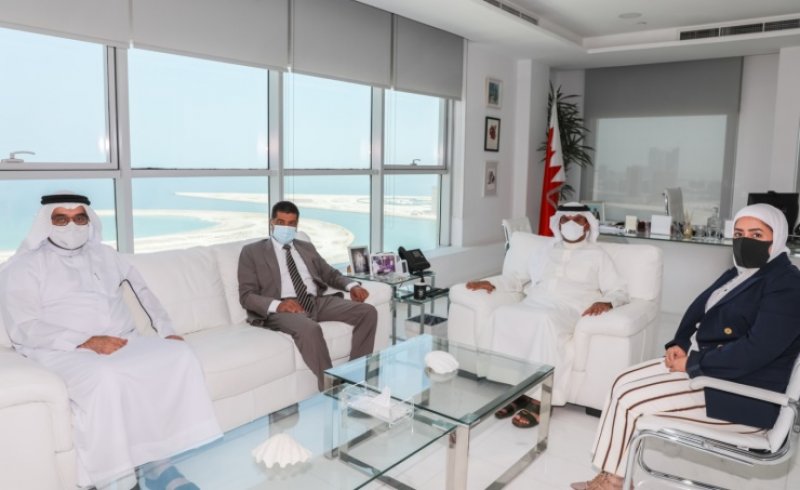 المبعوث الخاص لشؤون المناخ يستقبل رئيس المؤسسة الوطنية لحقوق الإنسان