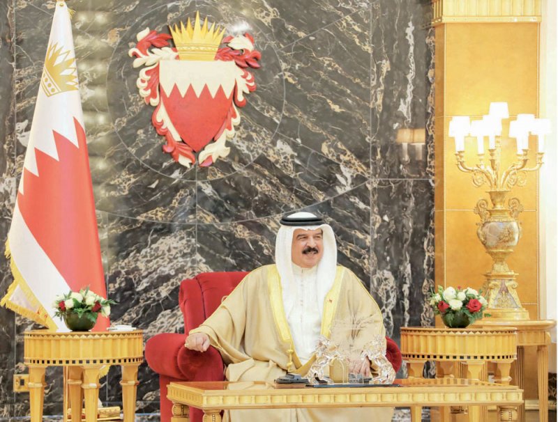 جلالة الملك يستقبل عدداً من أهالي محافظة العاصمة