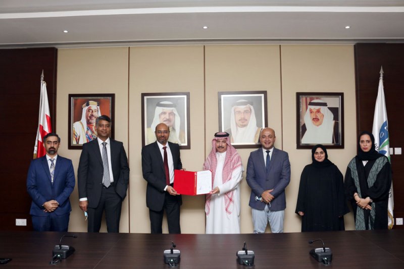 مركز التدريب والتعليم المستمر بالجامعة العربية المفتوحة يحرز شهادة الجودة