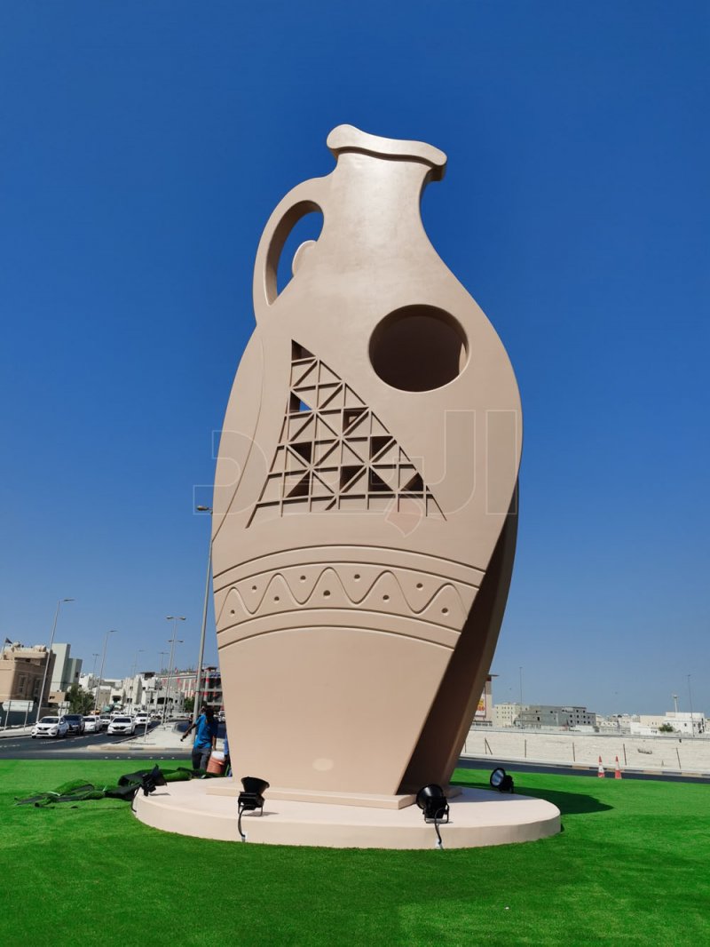 بالصور: نصب الفخار الجديد بـ "عالي" جاهز